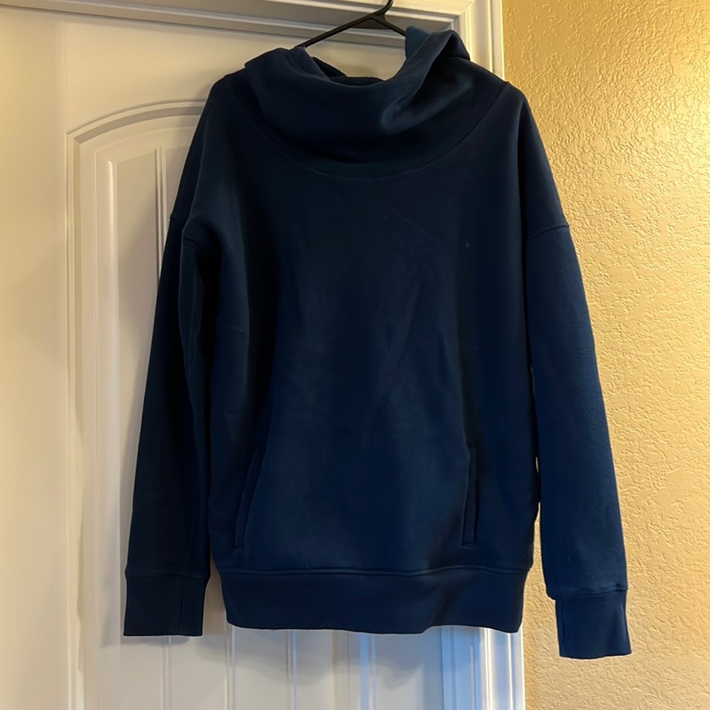 ZYIA Active sweatshirt